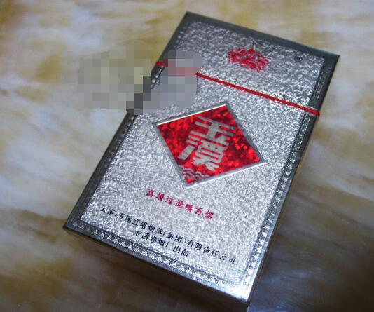 有爆珠的香烟不捏能抽吗